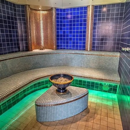 Hotel Posthaus Stubai&smart