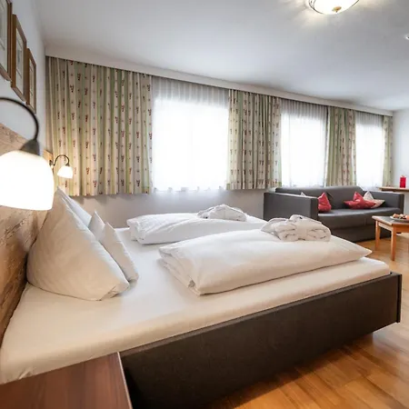 Posthaus Stubai&smart 3* Фульпмес