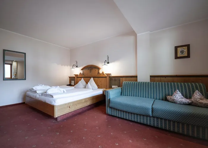 Posthaus Stubai&smart فندق فلبمس